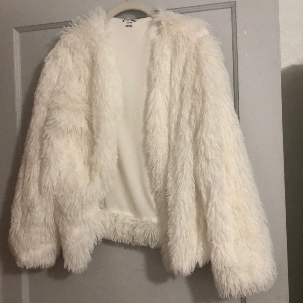 NWT faux fur girls sweater sz 14-16 from target
